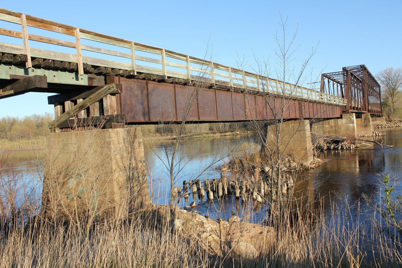 North deck girder span